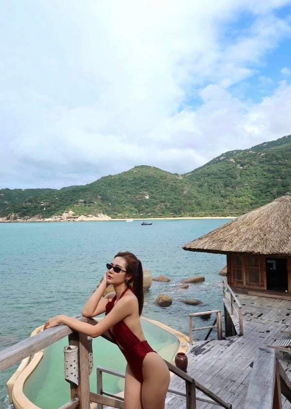 huyền lizzie bikini (11)