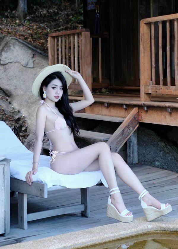 lê kim loan bikini (38)