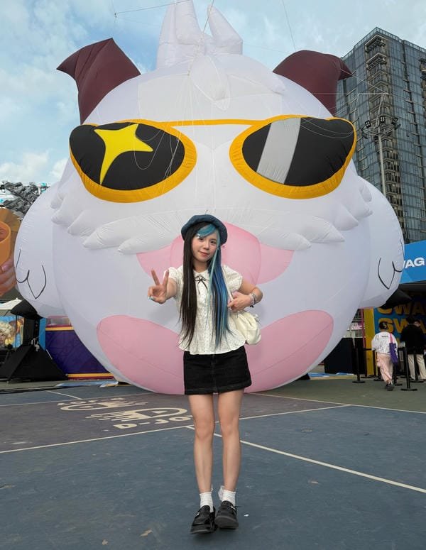 mèo simmy mặc bikini (21)