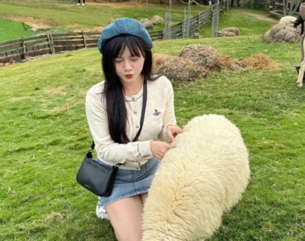 Tổng hợp 99+ ảnh Tiểu Ngáo bikini đẹp, trẻ trung và cuốn hút