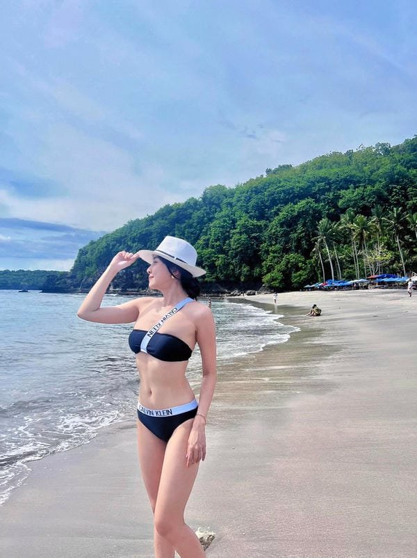 cao thái hà bikini (2)