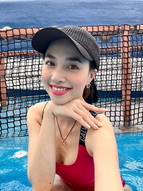 đinh ngọc diệp bikini (2)