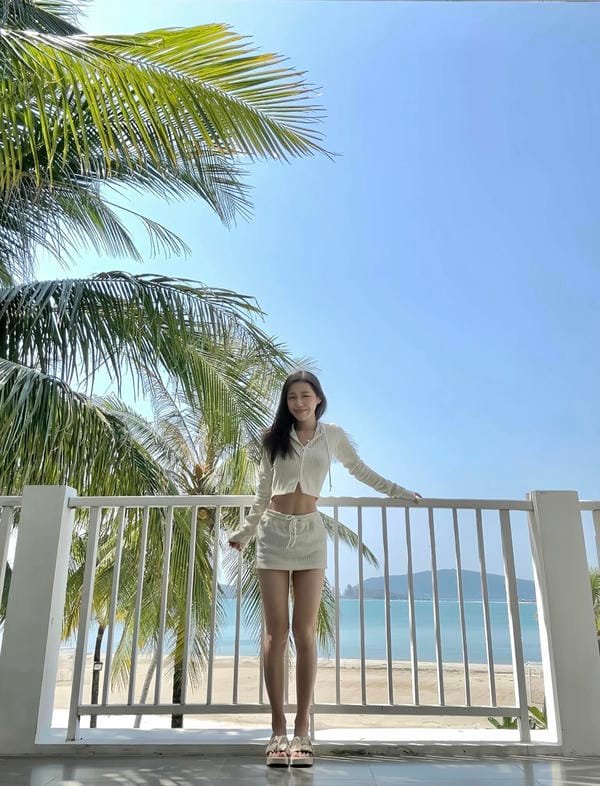 han sara bikini (12)