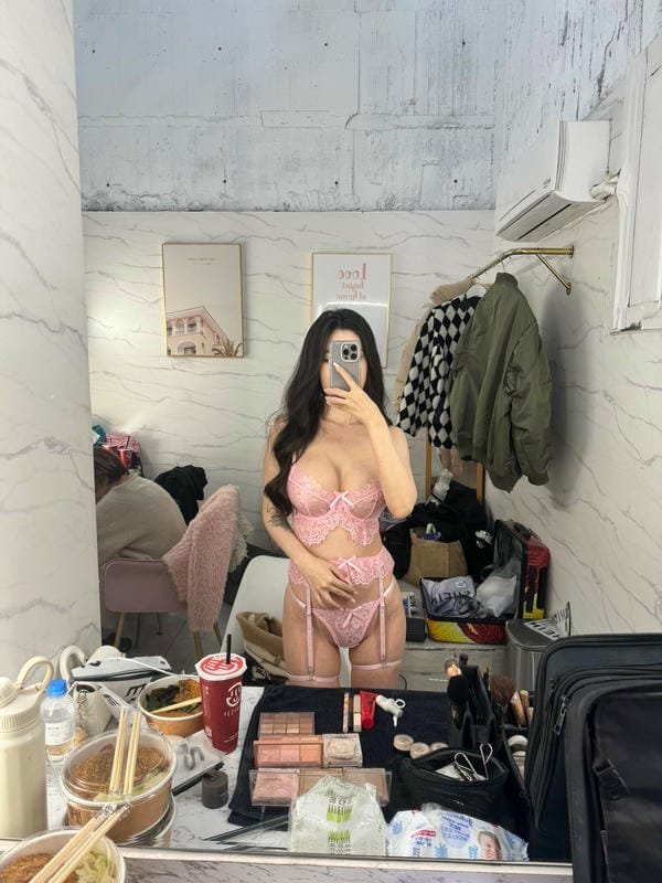 lazyyyybone nude (24)