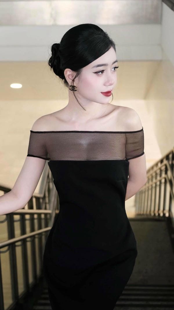 lê kim loan nude (1)