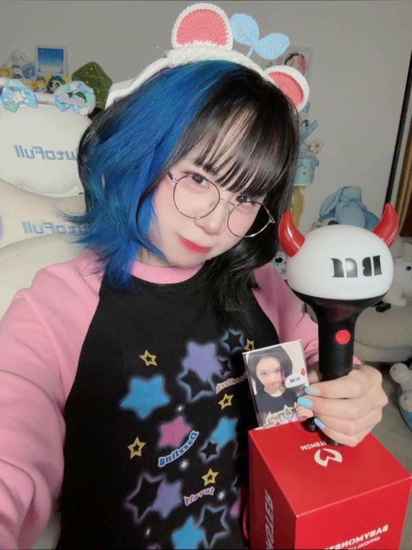 mèo simmy nude (13)