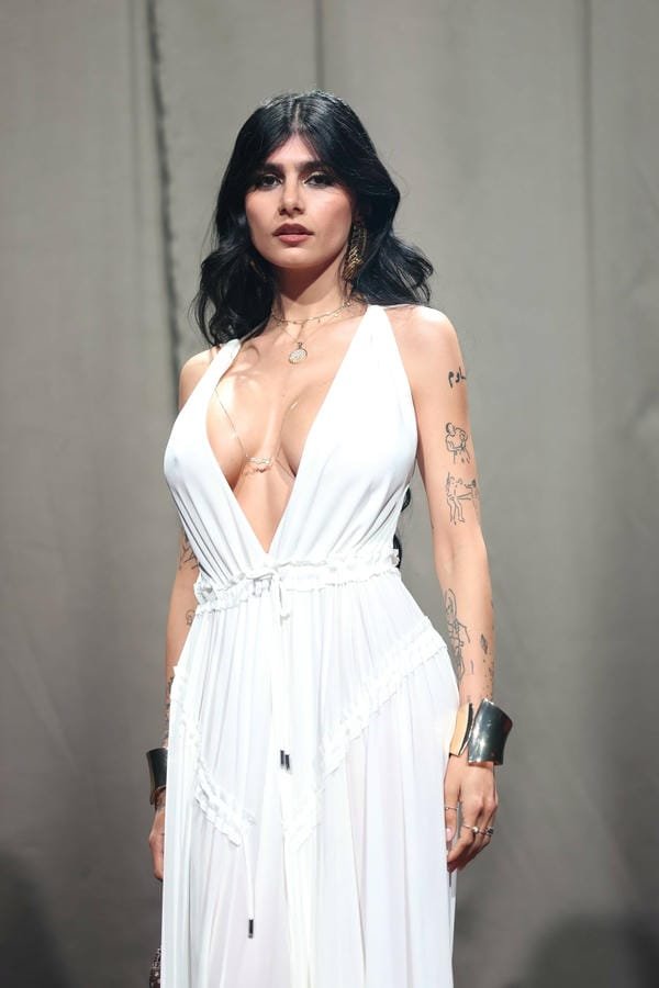 mia khalifa nude (15)