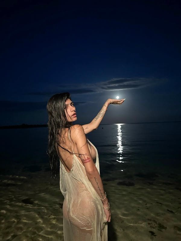 mia khalifa nude (23)