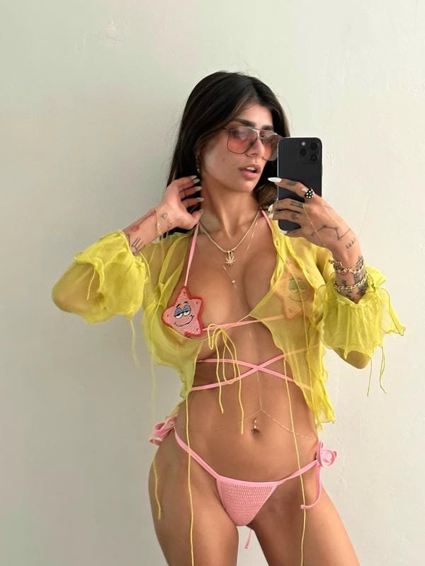 mia khalifa nude (33)