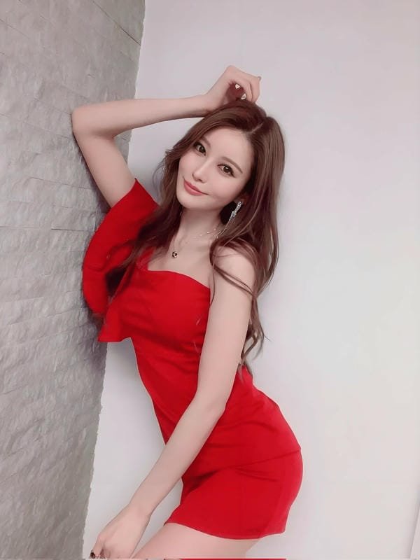 minami aizawa nude (30)