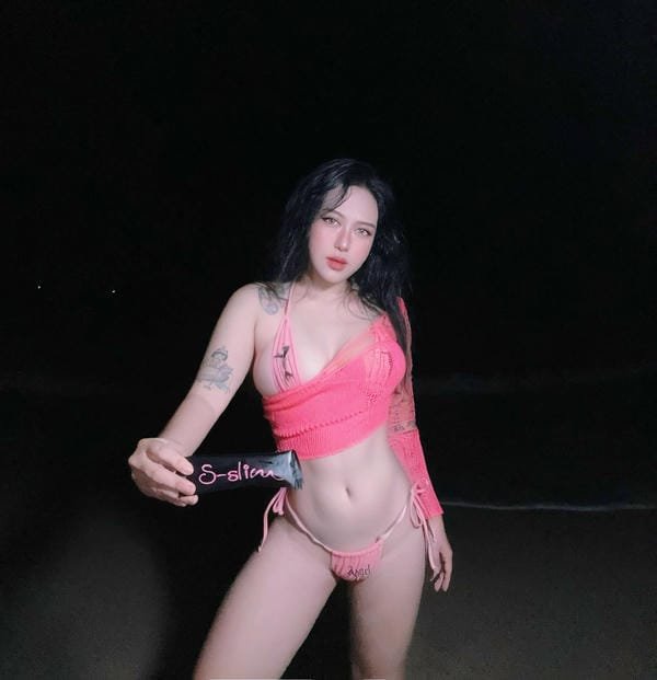 suzie nguyễn nude (26)