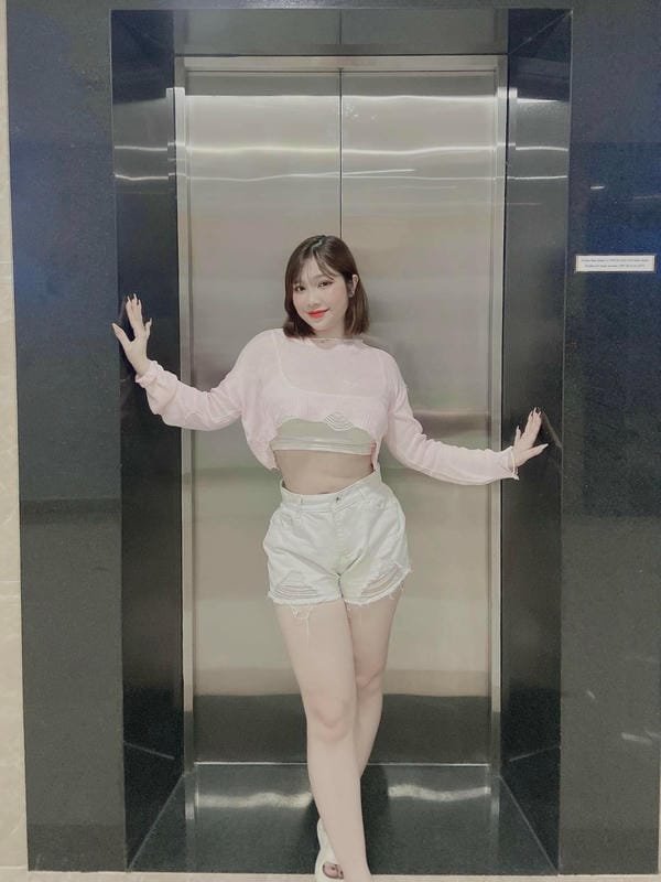 tạ thanh nhi nude (20)