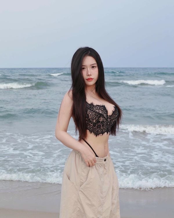 trà giang nude (20)