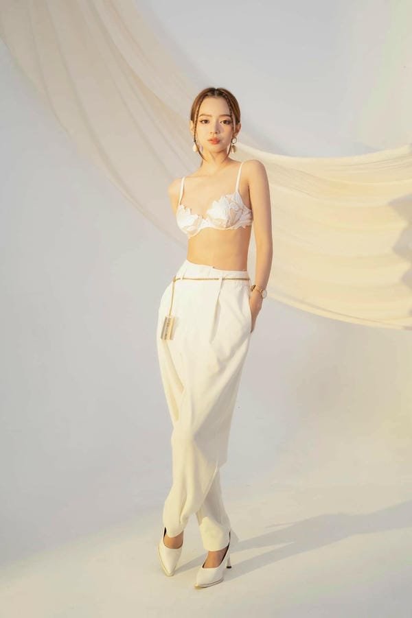 vũ ngọc kim chi nude (6)